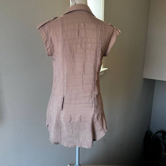 Women’s Long Button Down Safari-Style Shirt - Size Small - Picture 7 of 7